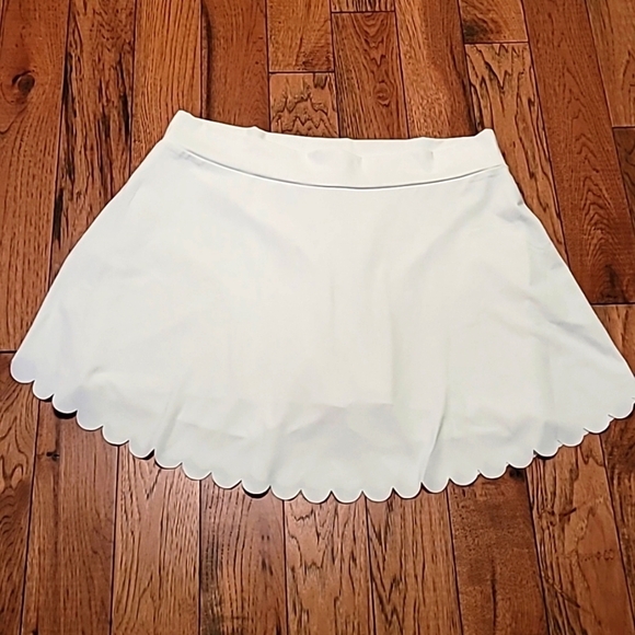 J. Crew White Skort with Scallop Hem - 2x - Picture 2 of 4